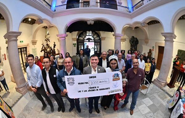 Saúl Navarro invita a ciudadanía a apoyar a estudiantes de secundaria