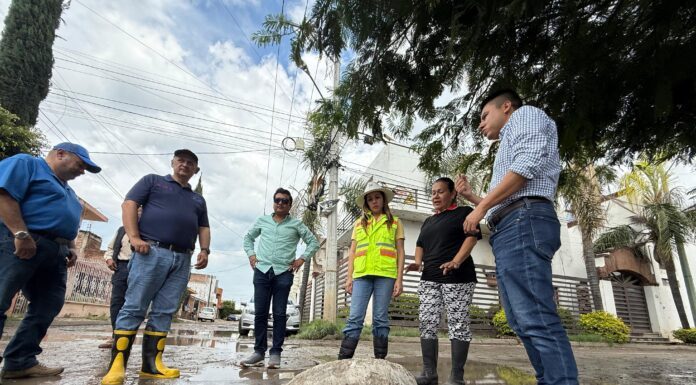Encabeza Melanie Murillo trabajos de ayuda en la colonia El Faro de Silao