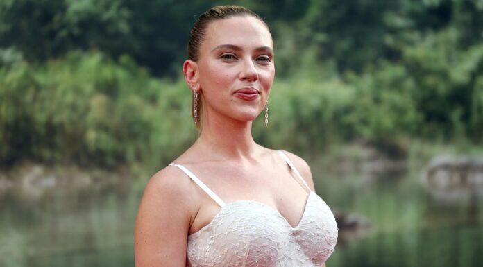 Scarlett Johansson es la más taquillera por el mundo jurásico