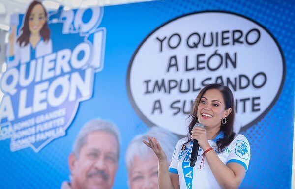 Ayúdate Ayudando, programa social de León que ha beneficiado a casi 17 mil personas