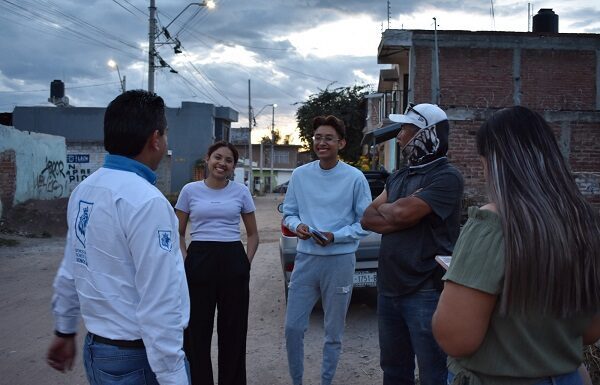 FIDOC impulsa asambleas vecinales para mejoramiento de las colonias