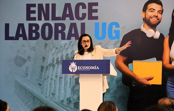 Secretaría de Economía abre espacios para conectar empresas con jovenes