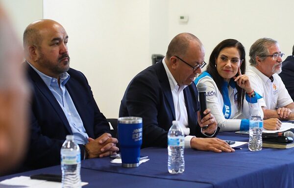 Refuerzan trabajo coordinado a favor de vecinos de Las Joyas