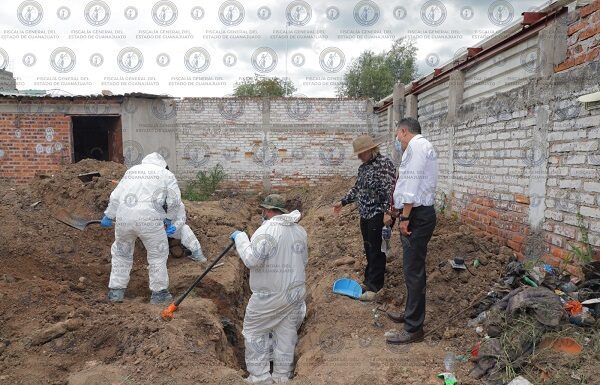 Identifican a mayoría de personas en entierro clandestino de La Calera