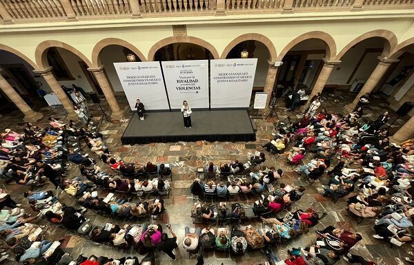 León refuerza acciones contra la violencia hacia las mujeres