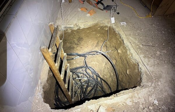 Catean vivienda en la colonia La Esperanza de Silao y hallan tomas clandestinas