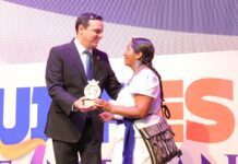 Gobierno de Guanajuato reconoce a mujeres