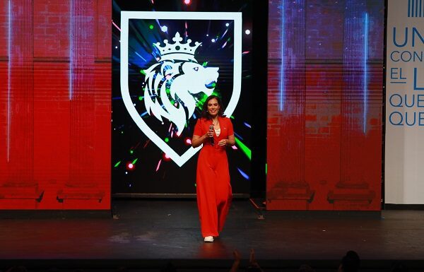 Anuncia Ale Gutiérrez tren elevado para León