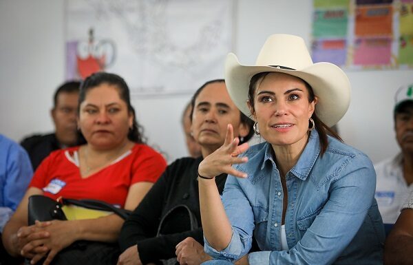 Obras por 38 MDP irán para vecinos en Delegación Cerrito de Jeréz en León