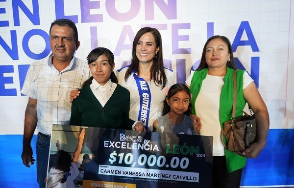 Abren convocatoria para Becas Excelencia en León y duplican beneficiarios