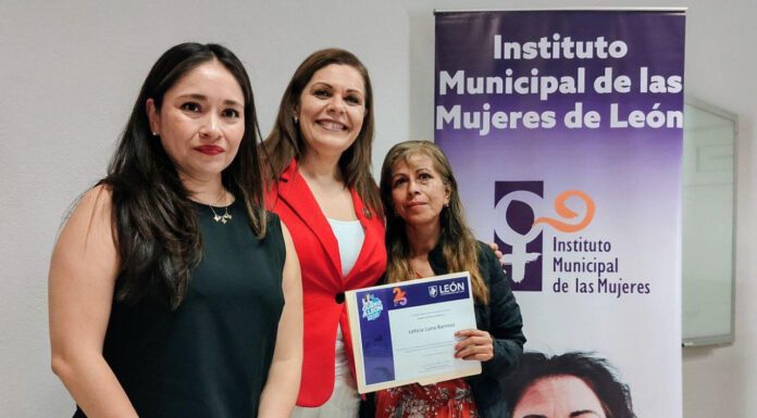Mujeres de León tejen red de apoyo por un futuro sin violencia