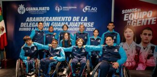 Abandera Libia Dennisea a deportistas que irán a paraolimpiada