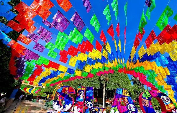 Inician en Silao festejos por Día de Muertos “Asústame Panteón”