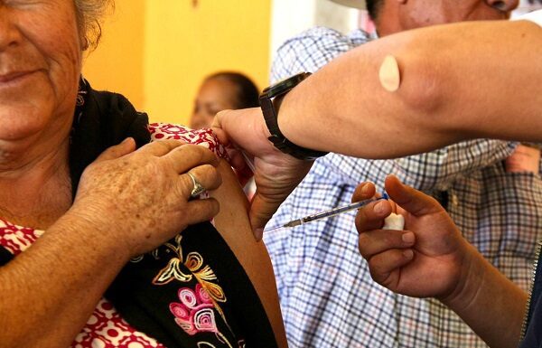 Llega Feria de la Salud a la comunidad de Nápoles