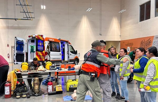 Más de 2 mil capacitaciones ofrece PC de Silao durante este año