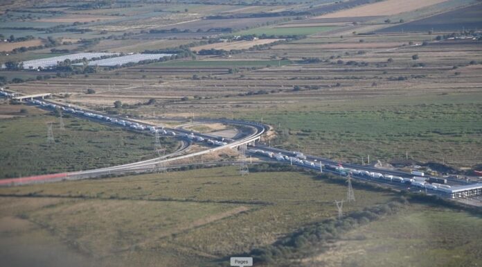 Bloquean, nuevamente, campesinos caminos de Guanajuato