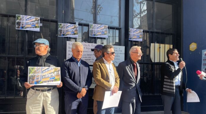 Ex UG piden reapertura de edificio de Prepa Nocturna en León