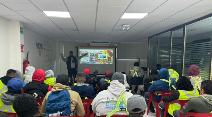 En Silao fomentan uso del casco en motociclistas
