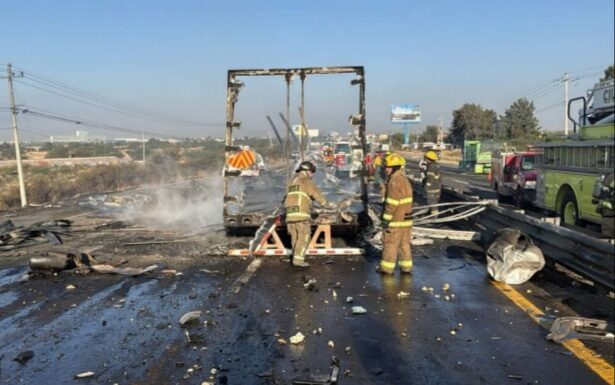 Accidente deja dos personas fallecidas y siete heridos en la federal 45