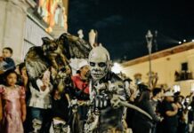 Vive la Capital con desfile por Día de Muertos