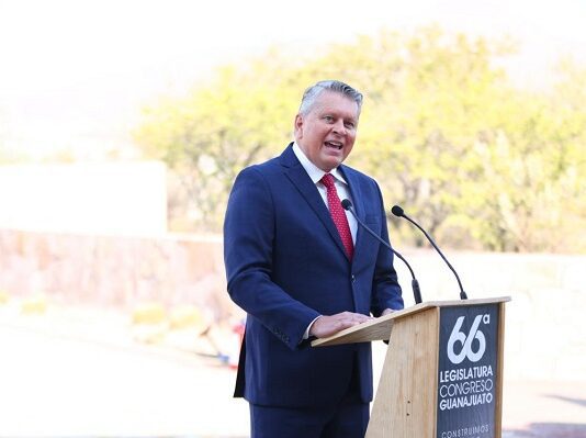 CEN de Morena intervendrá en análisis presupuestal de Guanajuato: Ricardo Ferro