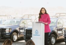 Entrega Libia Dennise patrullas a 14 municipios del Estado