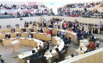 Por mayoría aprueban deuda por hasta 8 mil millones de pesos