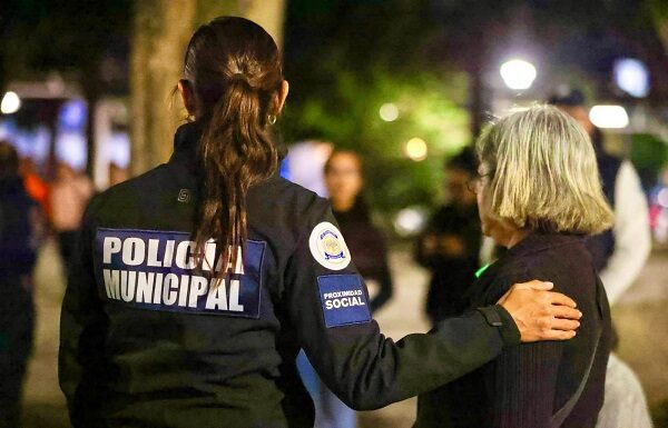 Brigadas nocturnas ayudan a personas en situación de calle: Ale Gutiérrez