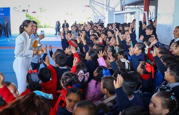 Ale Gutiérrez va por cerrar brecha educativa y generar opciones para estudiantes