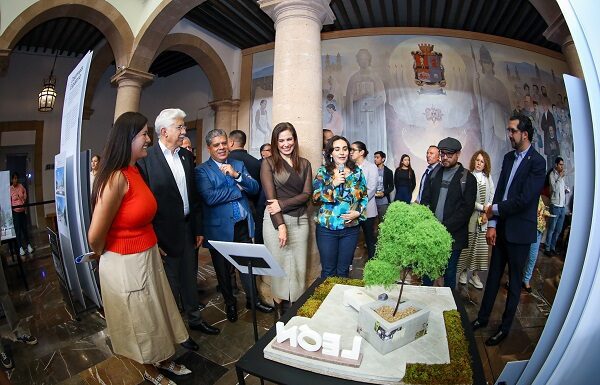 León inició festejos por sus 450 años con esta exposición