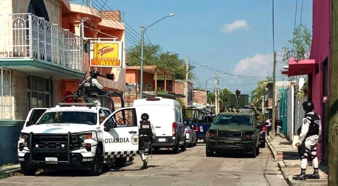 Atentan contra mando policíaco en Santiago Maravatío desde dron