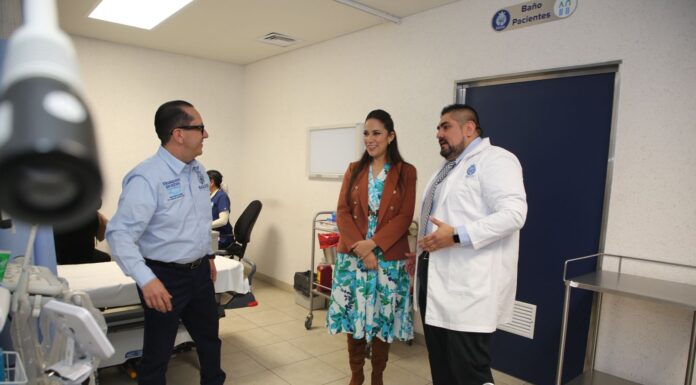 Libia Dennise encabeza gira para el desarrollo social en Uriangato