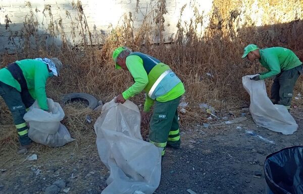 León despliega operativo especial de limpieza en temporada de peregrinos