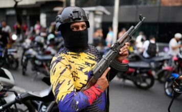 Ejército reconoce liderazgo en Venezuela de Delcy Rodríguez