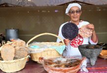 Eusebia Godina, cocinera tradicional y divulgadora de tortillas ceremoniales