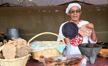 Eusebia Godina, cocinera tradicional y divulgadora de tortillas ceremoniales