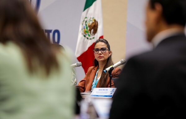 A trabajar unidos para recuperar la paz en Guanajuato, convoca Libia Dennise