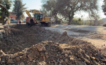 Atienden a vecinos de la colonia Independencia inconformes con obras públicas de Silao