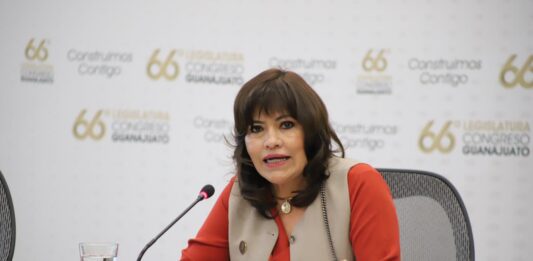 Sin planeación instalan nuevos semáforos en la capital: Ruth Tiscareño