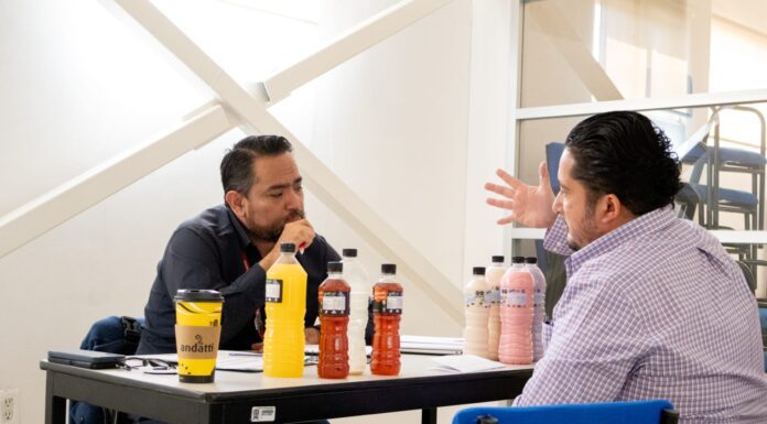 Vinculan empresas locales con OXXO para generar Conexión Industrial