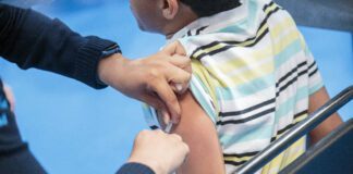 Aplica SSG casi 6 mil dósis en jornada masiva de vacunación