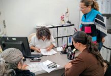 Gestiona Melanie Murillo visas humanitarias y reúne a familia de Silao