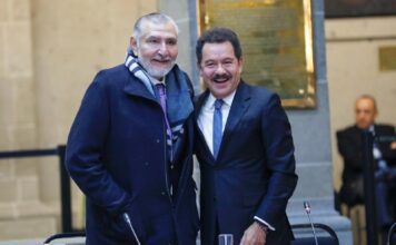 Renuncia Adán Augusto a coordinación de Senadores de Morena