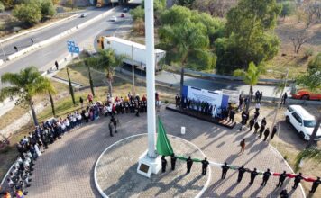 Encabeza Melanie Murillo ceremonia de Promulgación de la Constitución