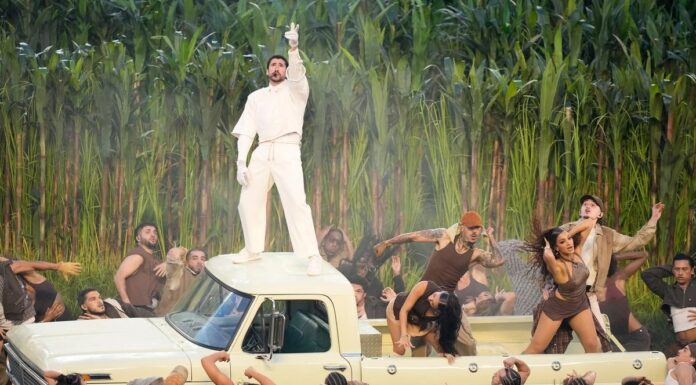 Convierte Bad Bunny el Súper Bowl en una oda por los latinos