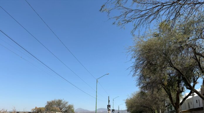 Optan leoneses por resguardarse en sus casas tras violencia dominical