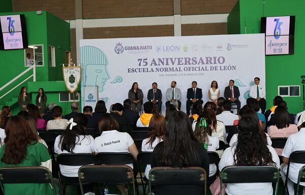Celebra ENOL 75 años de dar servicio a la sociedad