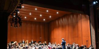 Cautiva OSUG con su programa “Fandango” en el Teatro Juárez