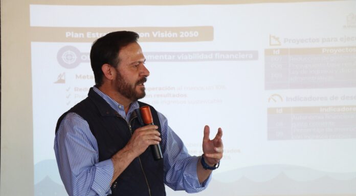 Ingenieros del agua de Guanajuato recuerdan a Roberto Castañeda