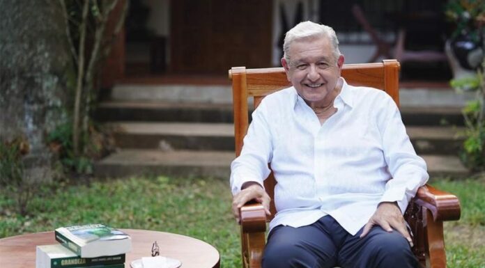 López Obrador rompe retiro y organiza colecta a favor de Cuba